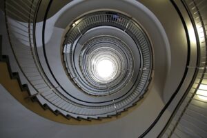 spiral-staircase-2465446_960_720.jpg